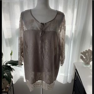 Torrid ladies lace tunic